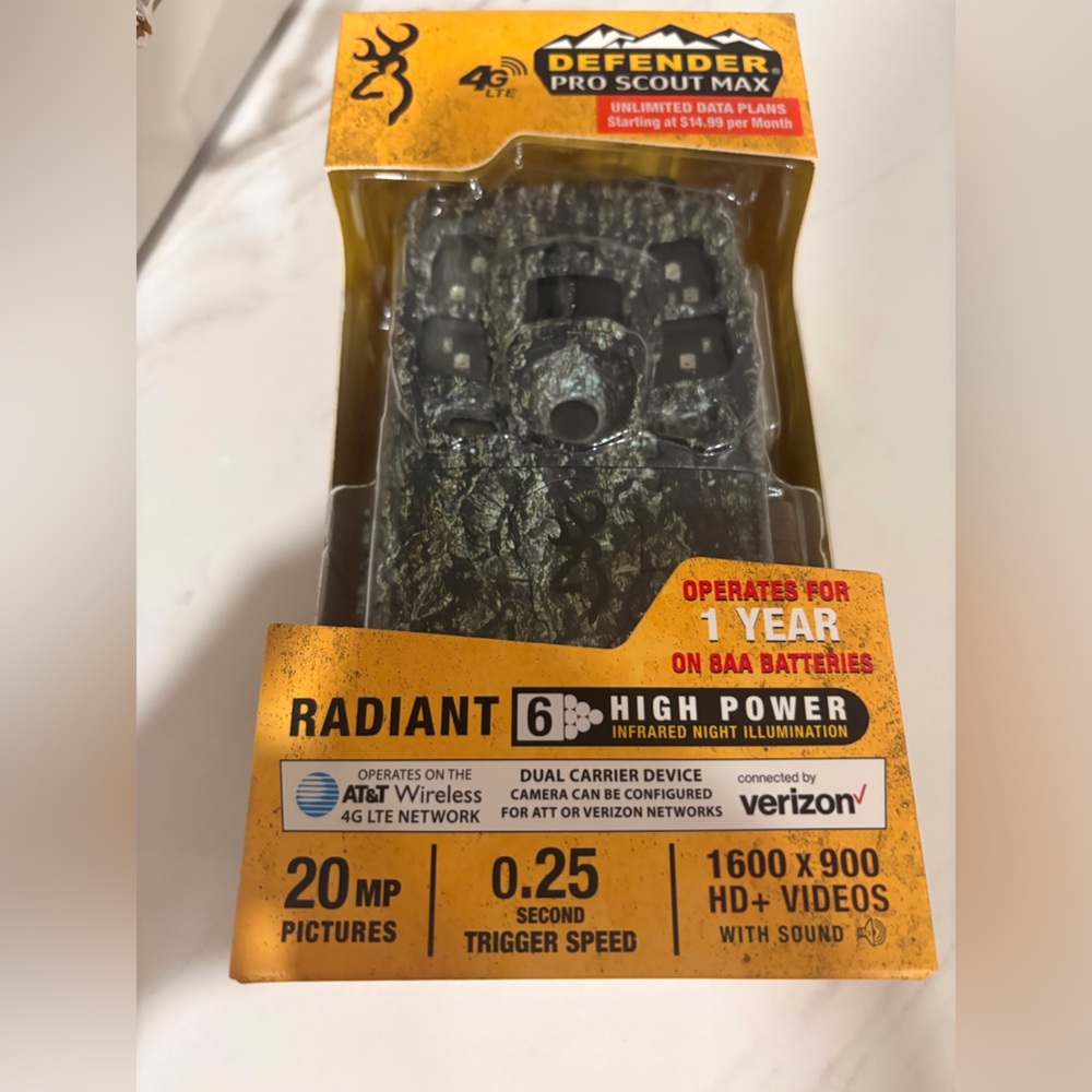 Browning Defender Pro Scout Max Trail Camera